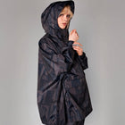 Anorak aus recyceltem Polyester - Back to Black Art Camo