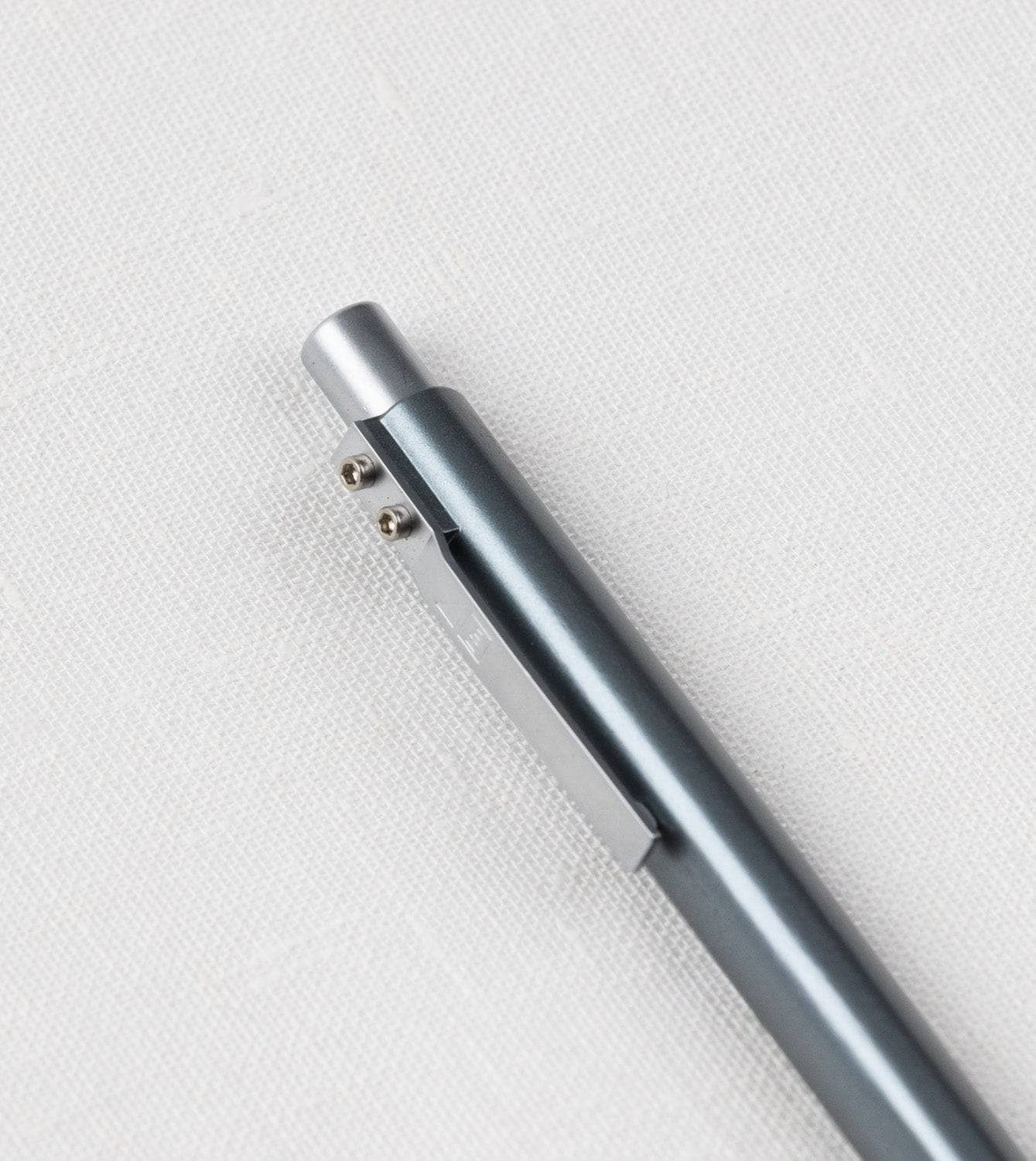 Humanium-Metall Stift