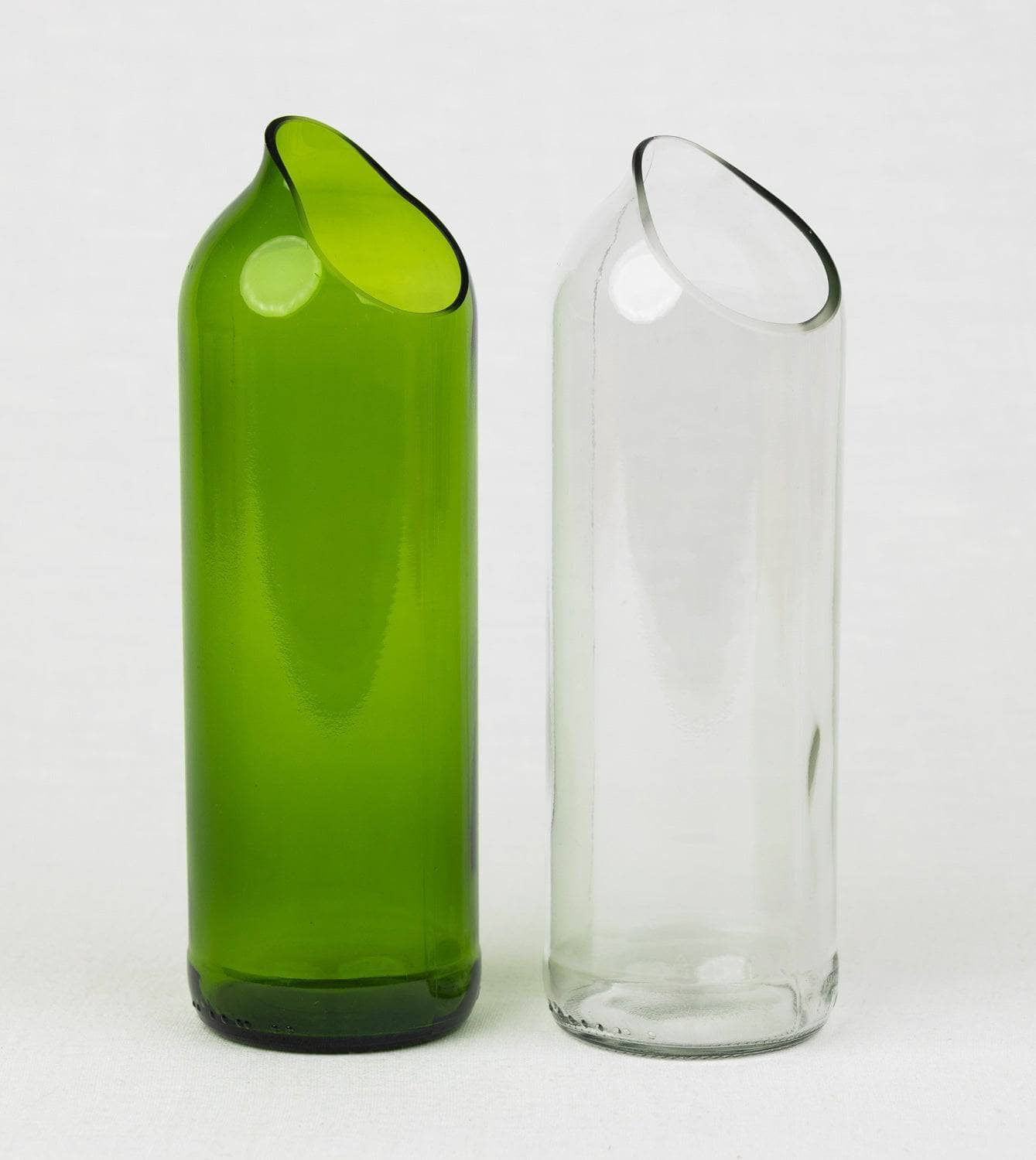 Wasserkaraffe aus Weinflaschen-Upcycling