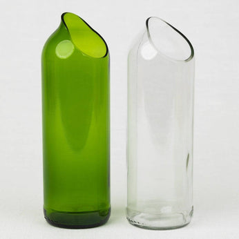 Wasserkaraffe aus Weinflaschen-Upcycling 