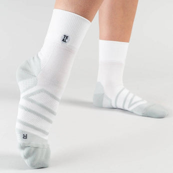 Sportsocken aus Ozeanplastik 