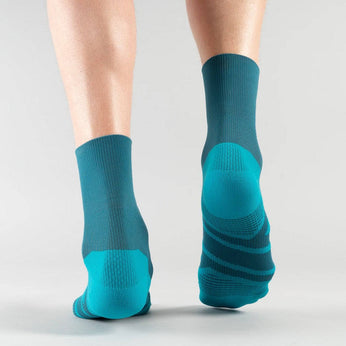 Sportsocken aus Ozeanplastik 