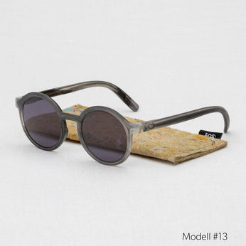 Sonnenbrille aus recyceltem Plastik - grau 