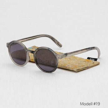 Sonnenbrille aus recyceltem Plastik - grau 