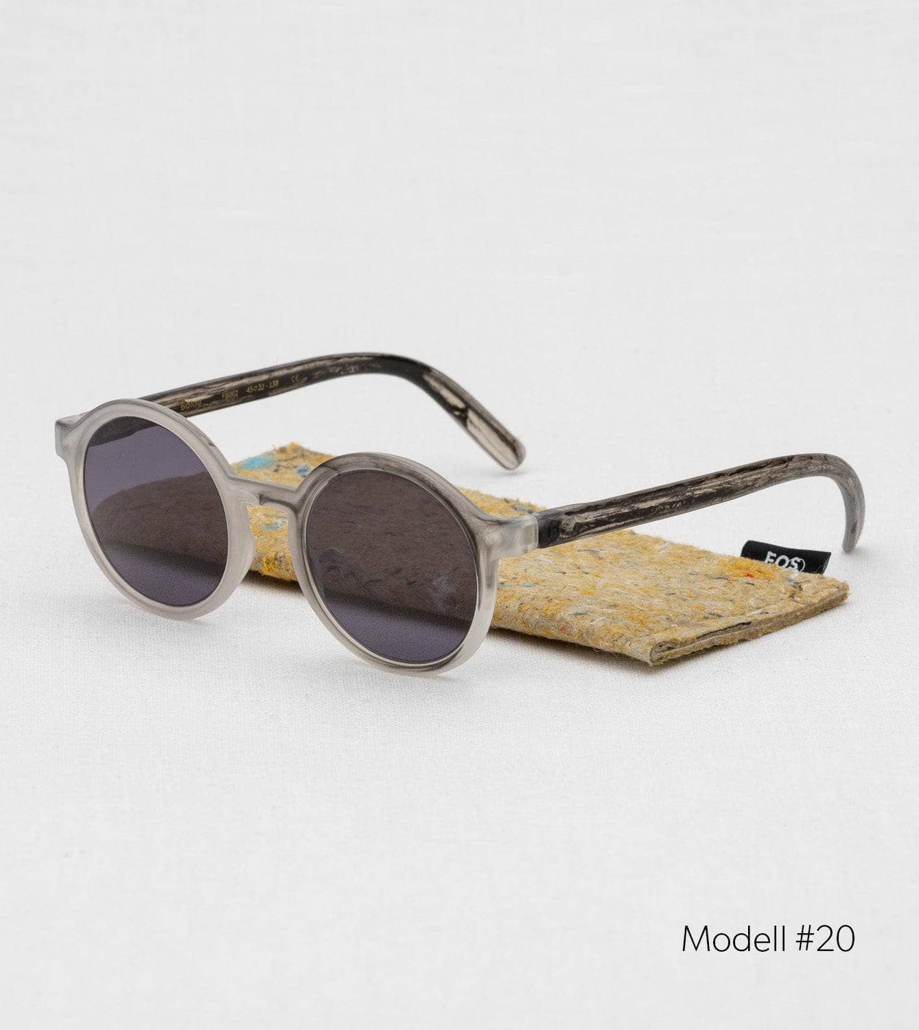 Sonnenbrille aus recyceltem Plastik - grau