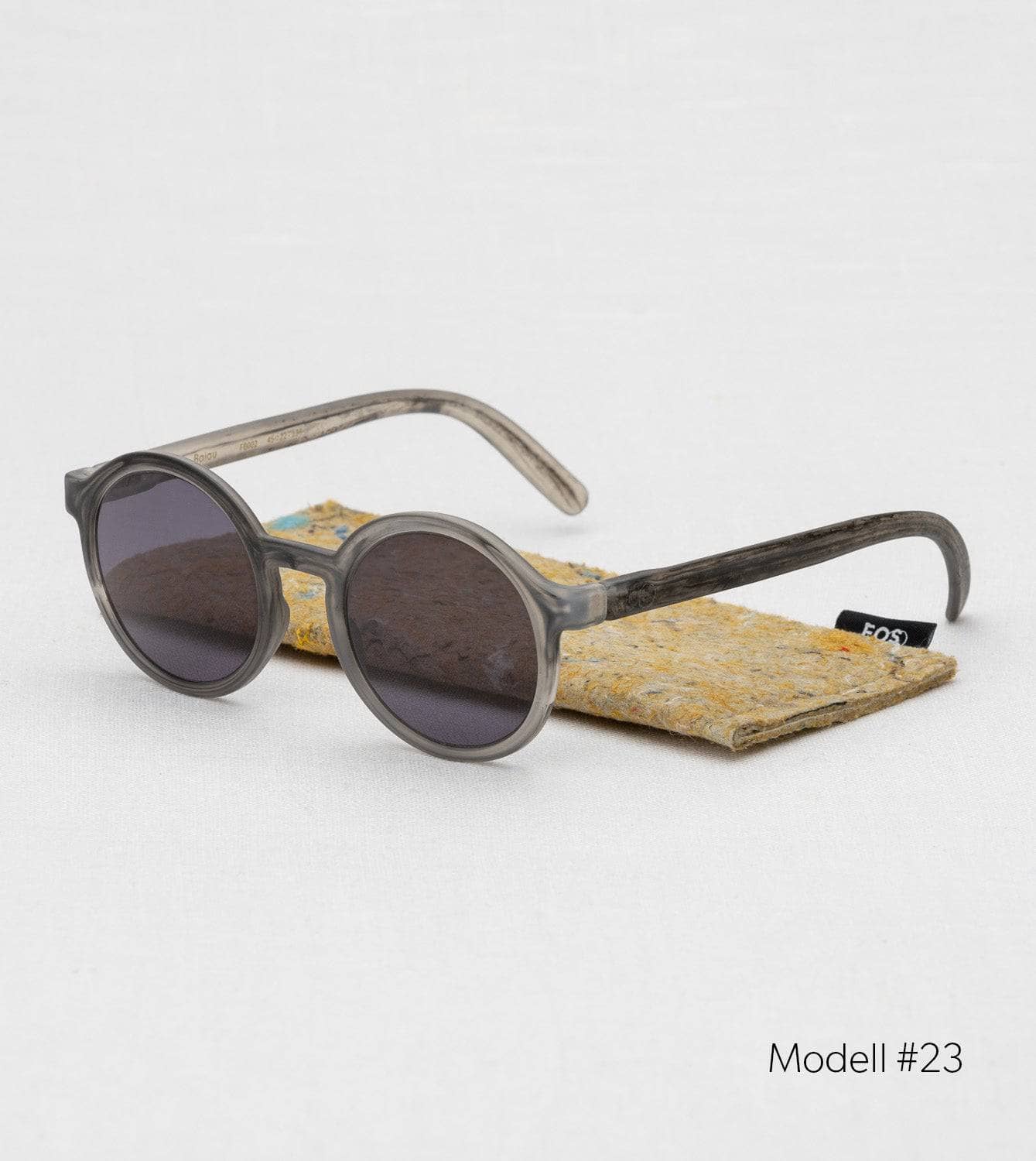 Sonnenbrille aus recyceltem Plastik - grau