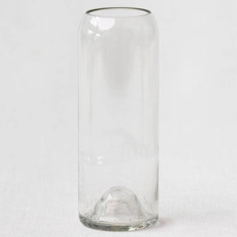 Vase aus Weinflaschen-Upcycling 