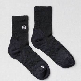 Sportsocken aus Ozeanplastik 