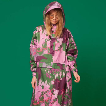 Regenponcho aus recyceltem Polyester 