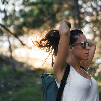 Sonnenbrille aus recyceltem Plastik - grau 
