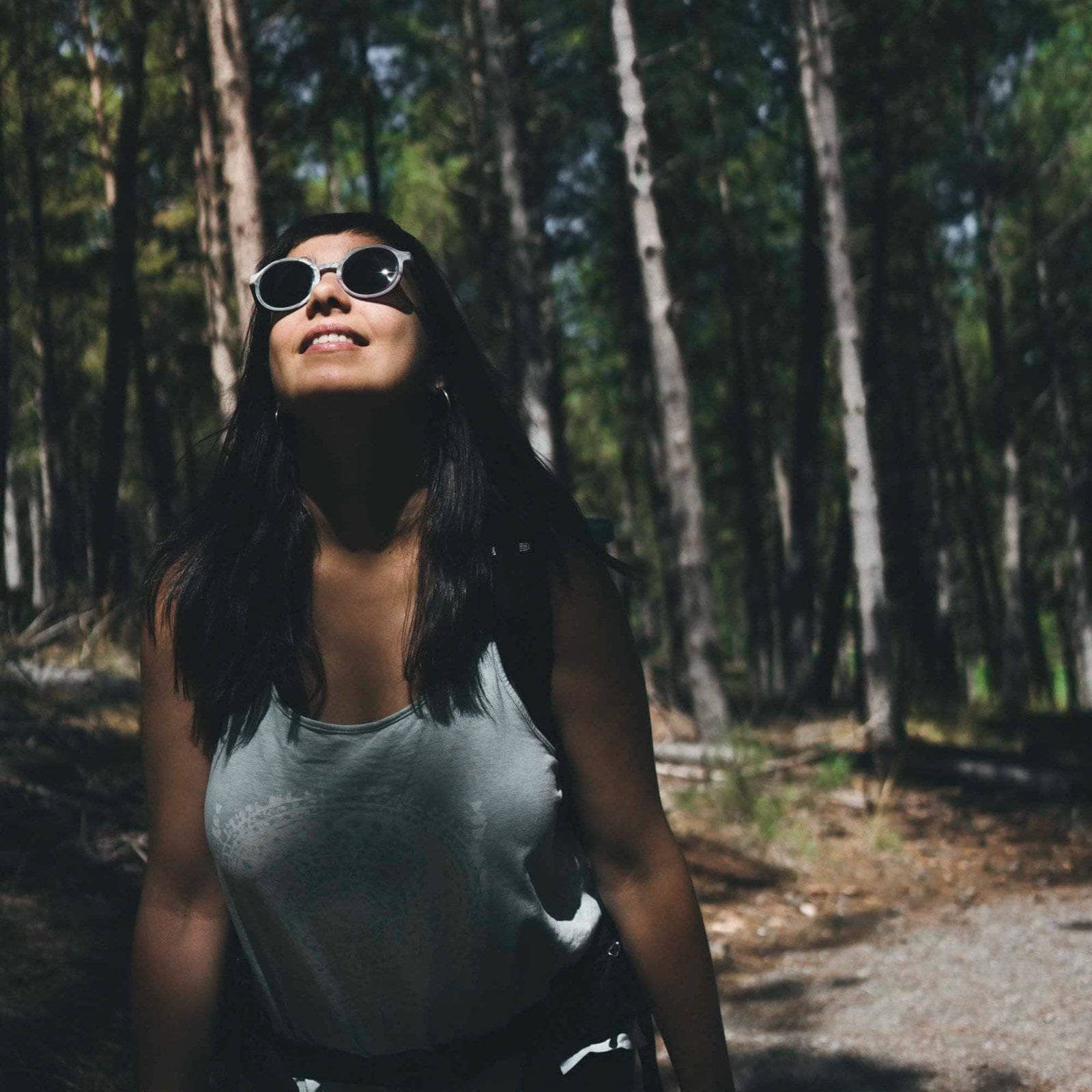 Sonnenbrille aus recyceltem Plastik - grau